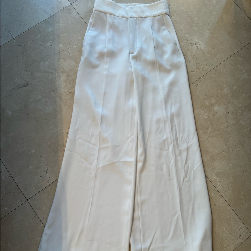 White wide leg pants